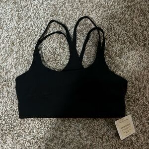NWT Fabletics Size Small Sports Bra - Size Small